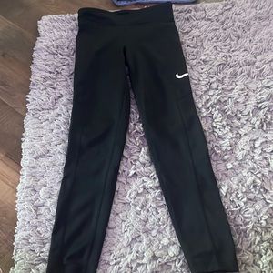 black nike leggings